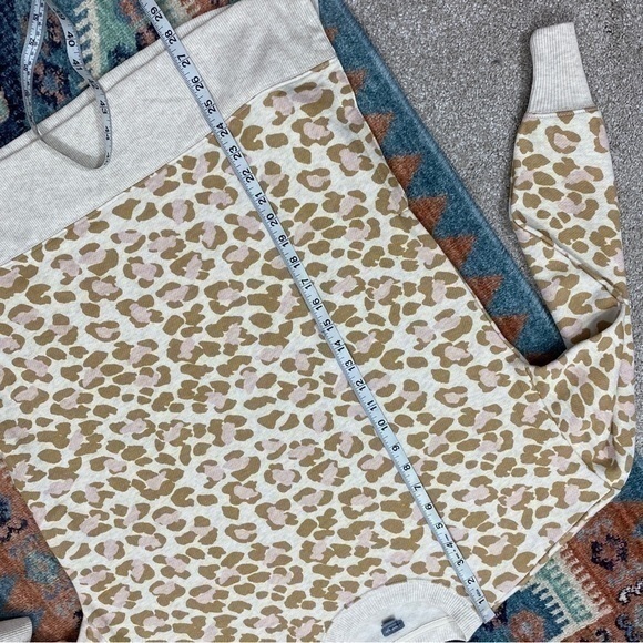 Aerie XS Leopard Crewneck Sweatshirt Cotton‎ - Picture 9 of 11